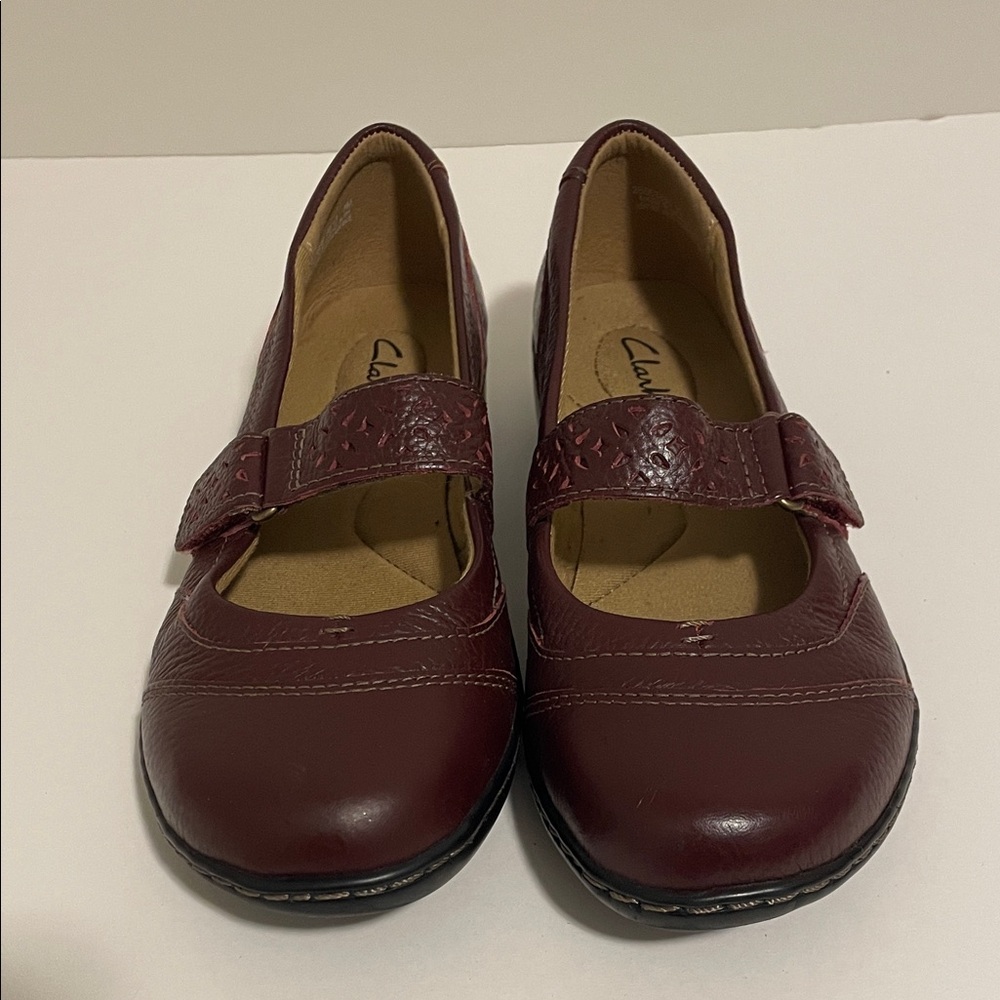 Clarks Women's Burgundy Mary Jane Shoes